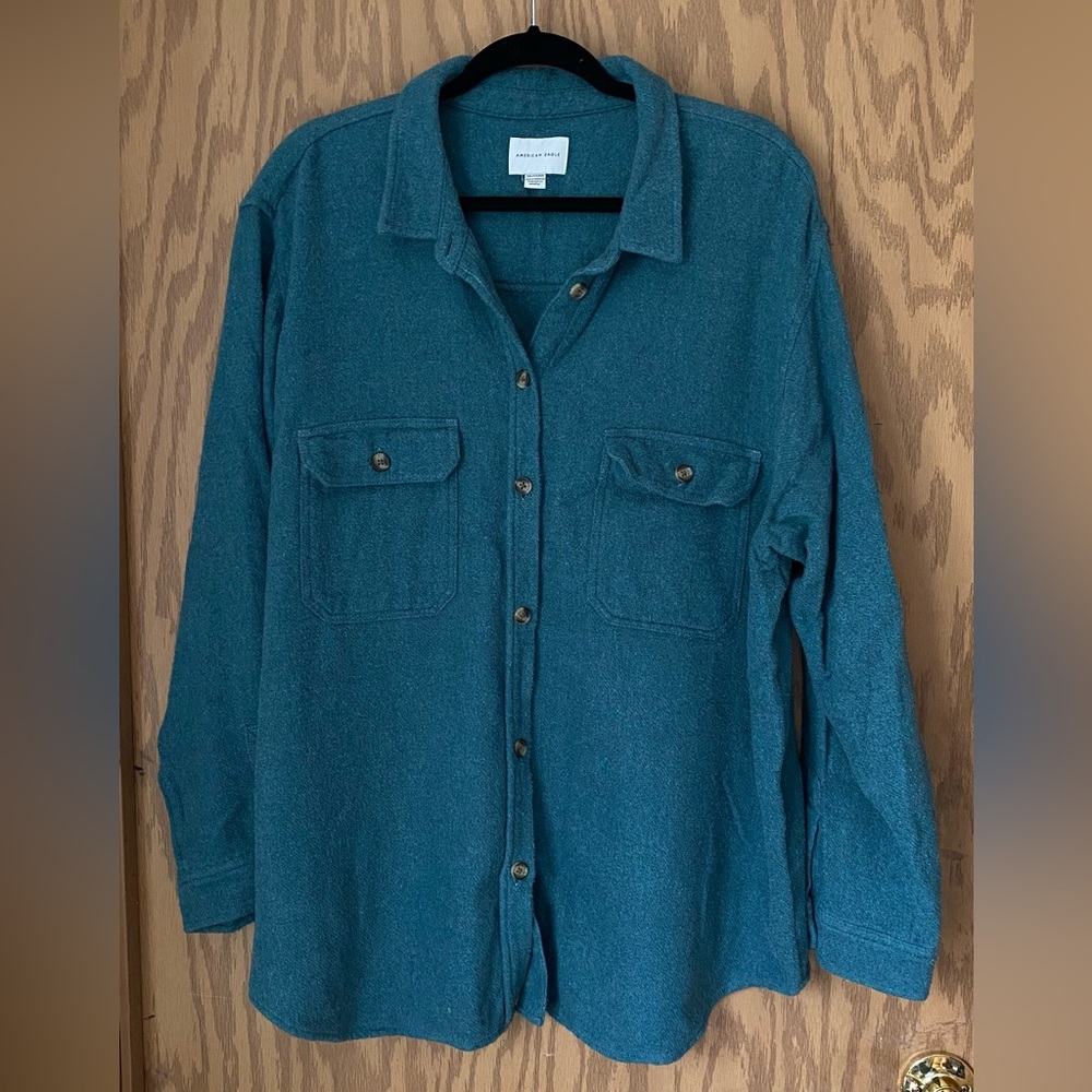 American Eagle shacket flannel
